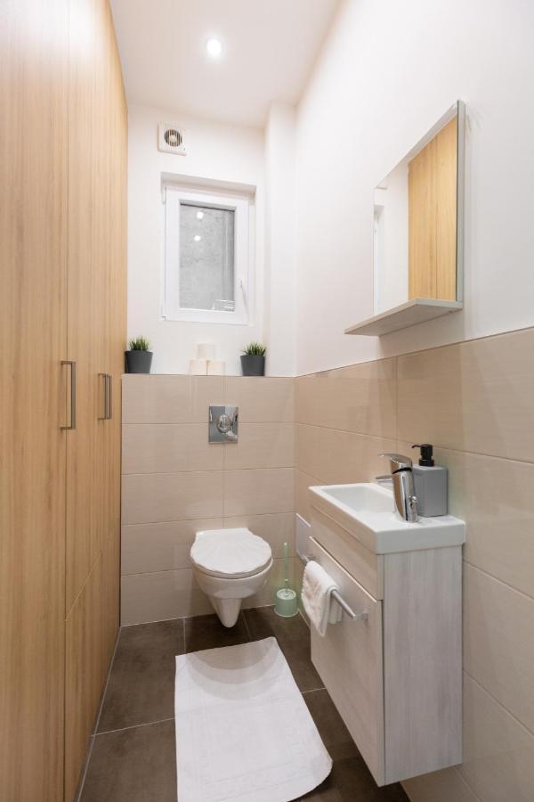 Lovely 2-bedroom At The Vaci Street *